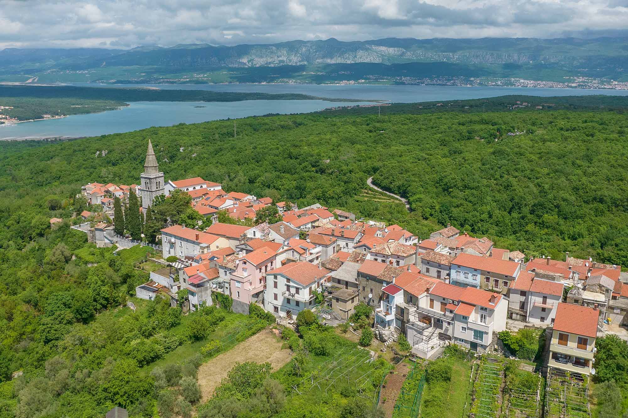 Kamo Za Vikend: 9 Ideja Za Nezaboravne Izlete Do Manje Razvikanih ...